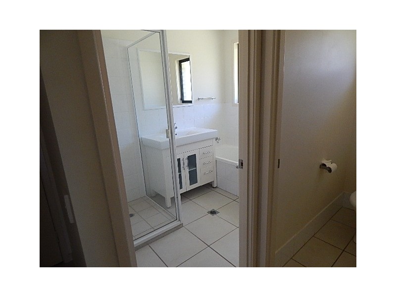 28 Burnett, Nanango QLD 4615