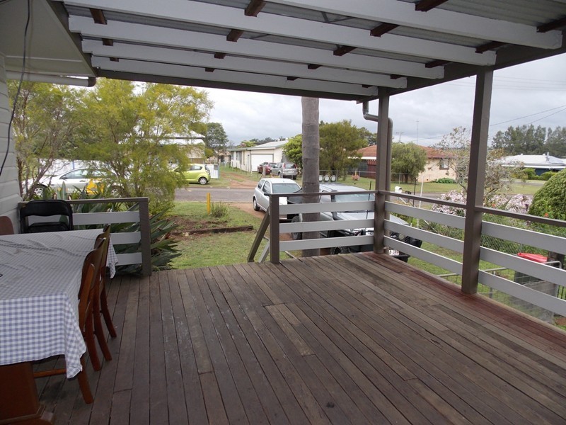 24 James Street, Blackbutt QLD 4306