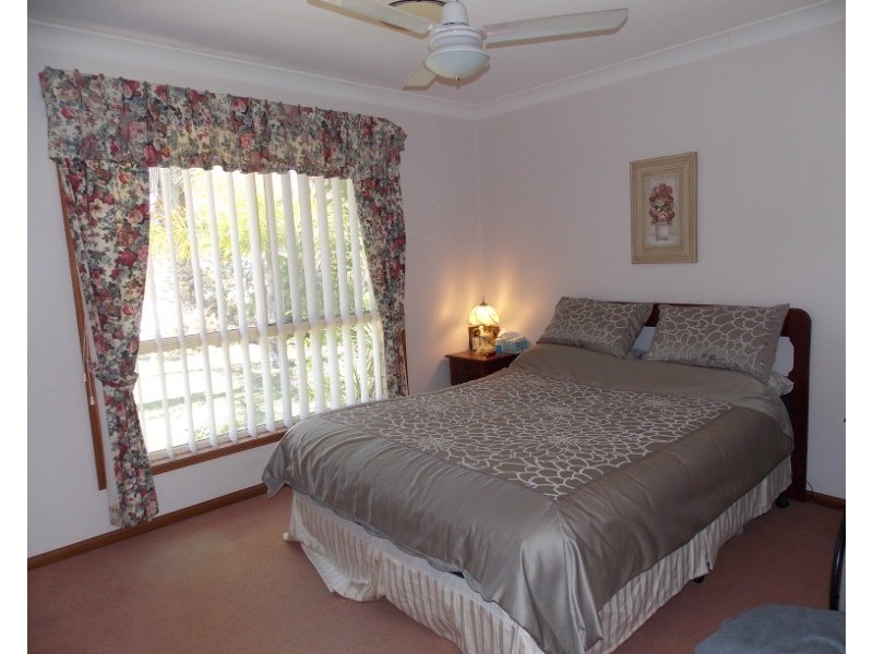 1 Fairway Drive, Nanango QLD 4615