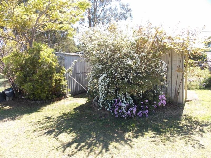 1 Fairway Drive, Nanango QLD 4615