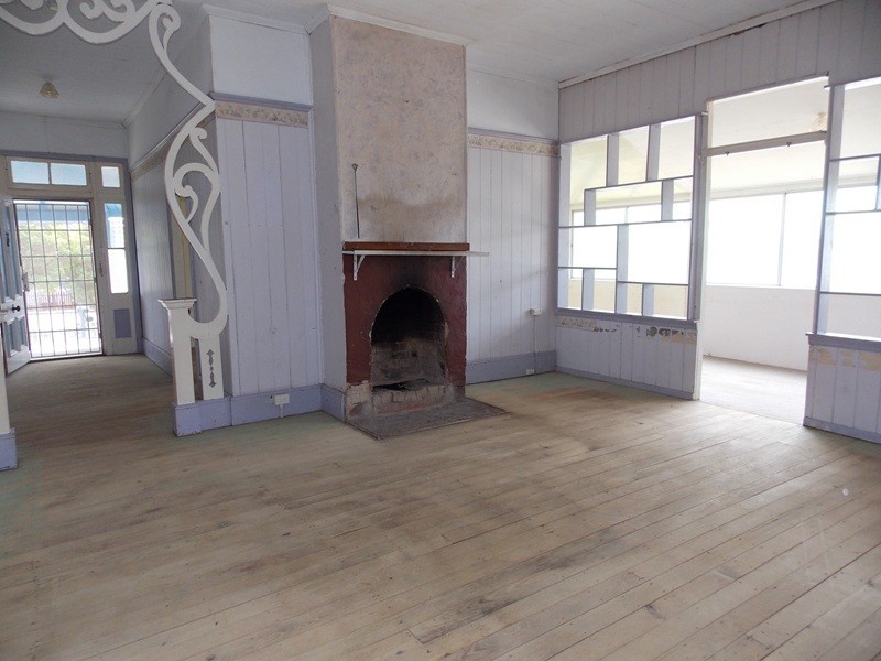 15 Fitzroy Street, Nanango QLD 4615