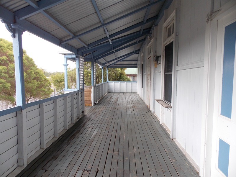 15 Fitzroy Street, Nanango QLD 4615