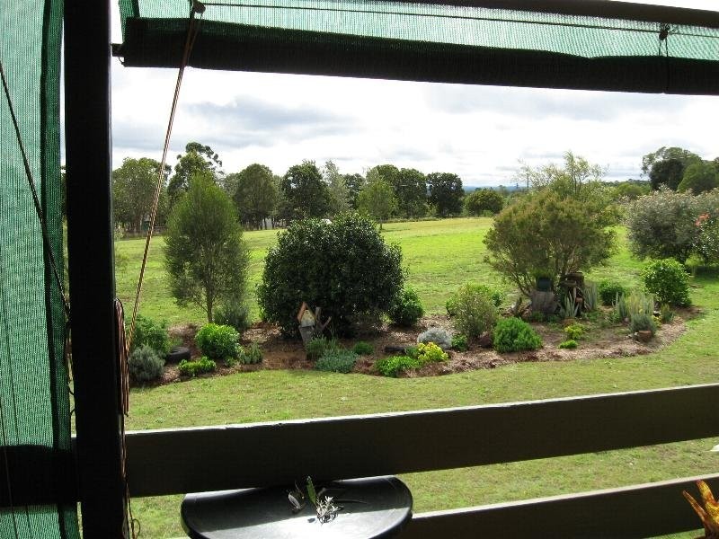45 Hohnke Road, Nanango QLD 4615