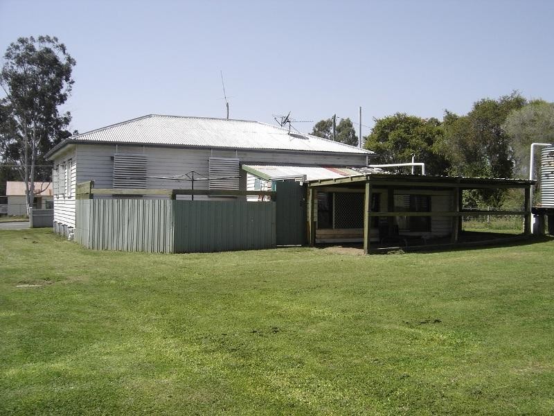 49 Henry Street, Nanango QLD 4615