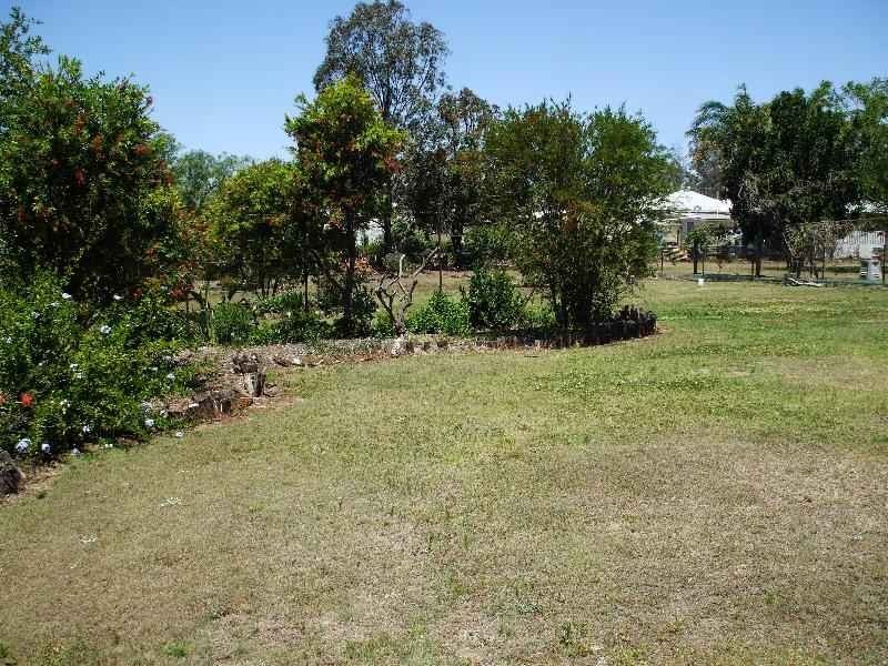 8 Cheadle Street, Yarraman QLD 4614