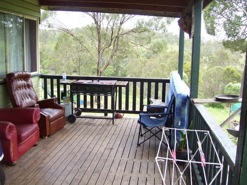 328 Hamiltons Road, East Nanango QLD 4615