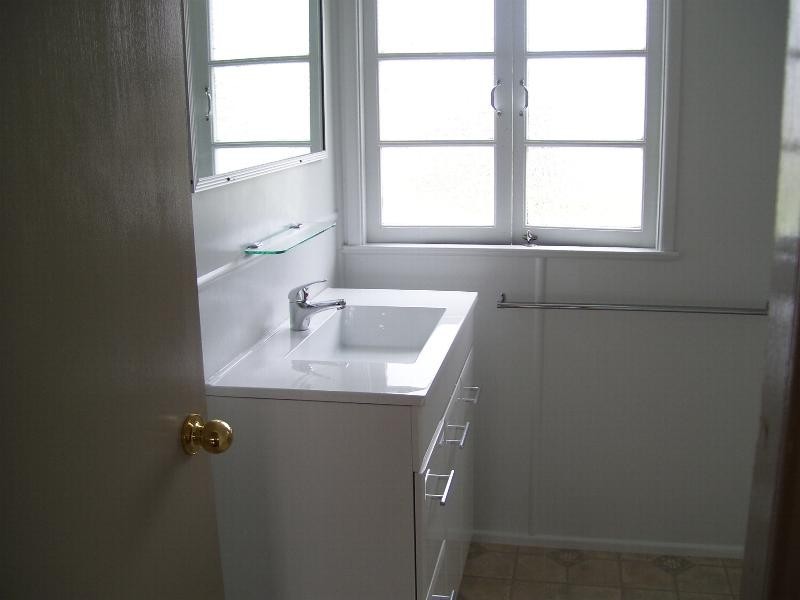 10 Corbett Street, Nanango QLD 4615