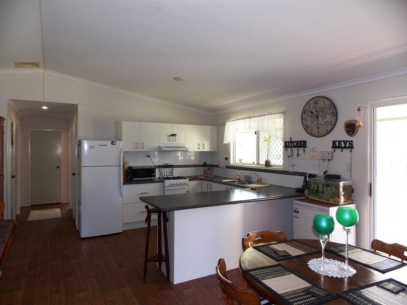 248 Carbeen Crescent, Nanango QLD 4615