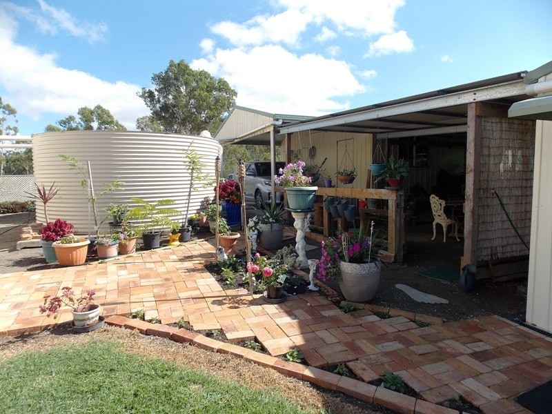 248 Carbeen Crescent, Nanango QLD 4615