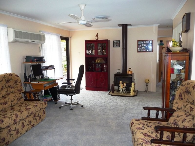 75 Izzard Road, Nanango QLD 4615