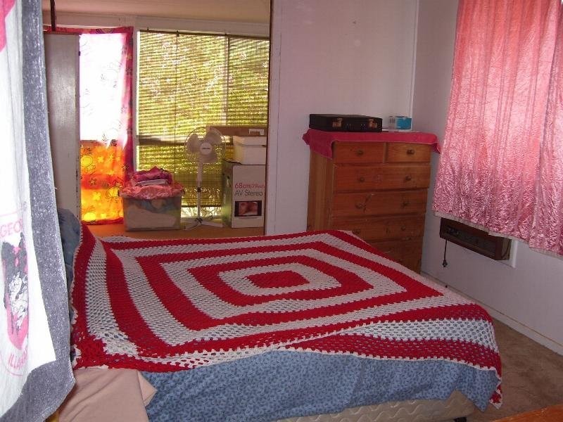 5 King, Nanango QLD 4615