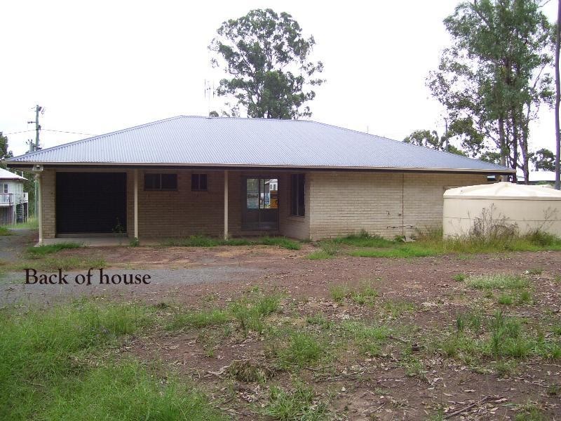 10 Dalkeith Street, Nanango QLD 4615