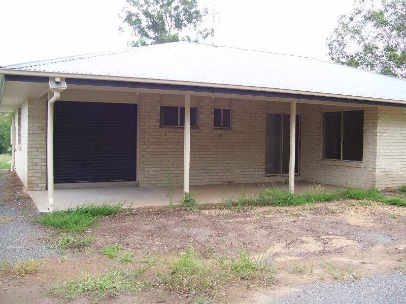 10 Dalkeith Street, Nanango QLD 4615