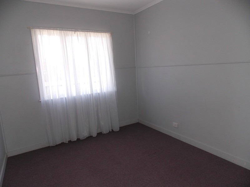 25 Margaret Street, Yarraman QLD 4614