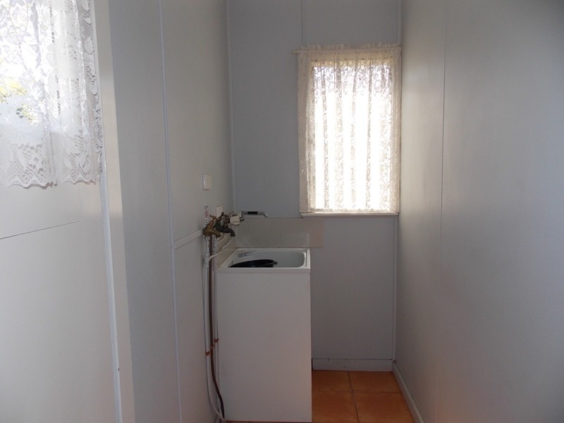 25 Margaret Street, Yarraman QLD 4614