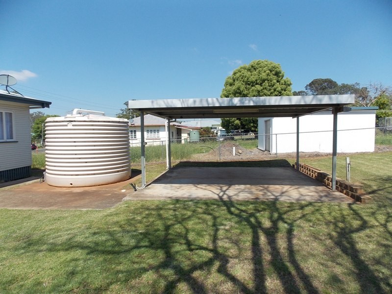 25 Margaret Street, Yarraman QLD 4614