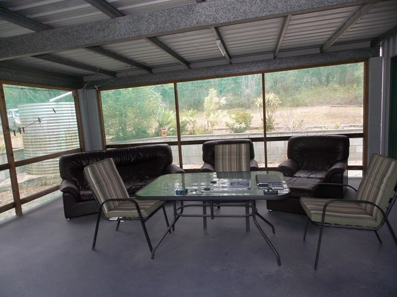 507 East Nanango Road, Nanango QLD 4615