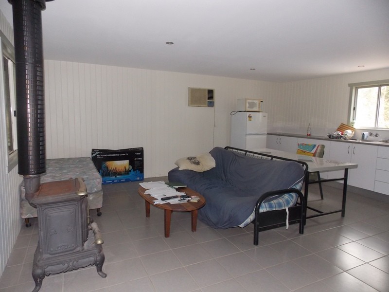 507 East Nanango Road, Nanango QLD 4615