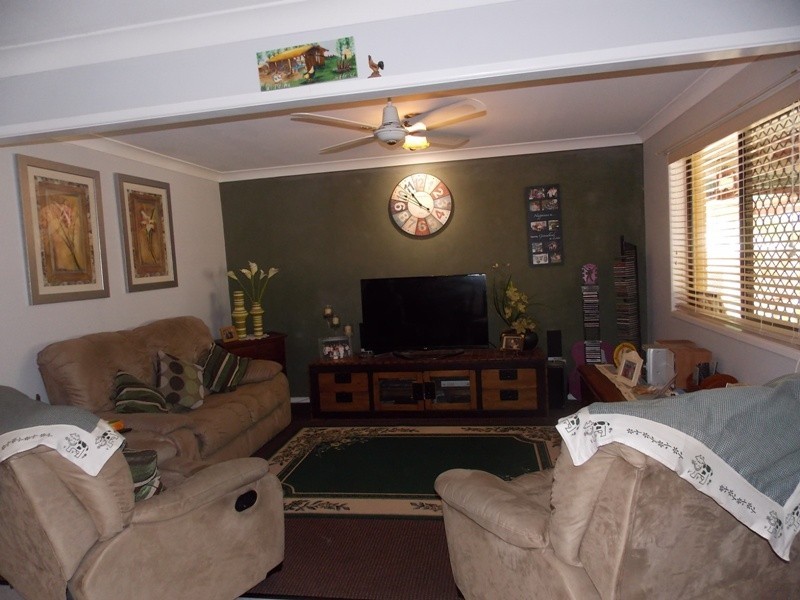 58 Old Rifle Range Rd, Nanango QLD 4615