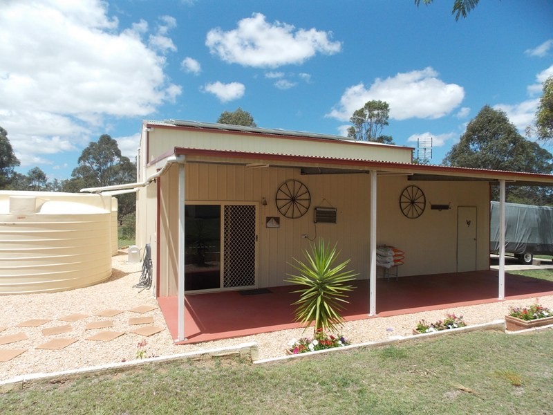 58 Old Rifle Range Rd, Nanango QLD 4615