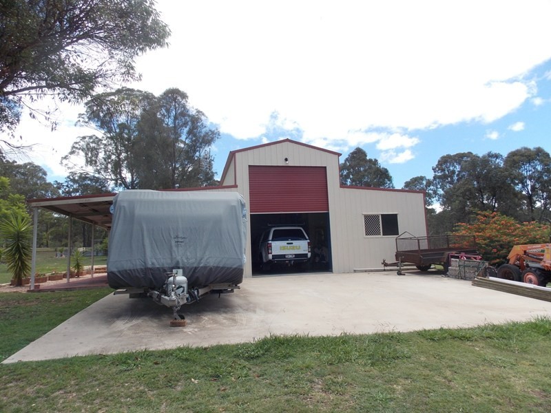 58 Old Rifle Range Rd, Nanango QLD 4615
