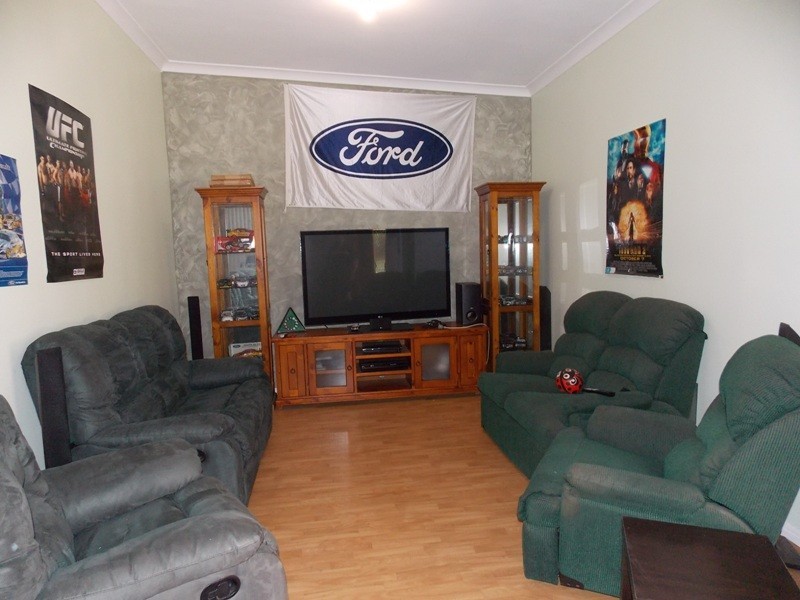 58 Old Rifle Range Rd, Nanango QLD 4615