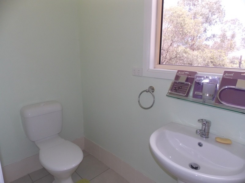 58 Old Rifle Range Rd, Nanango QLD 4615