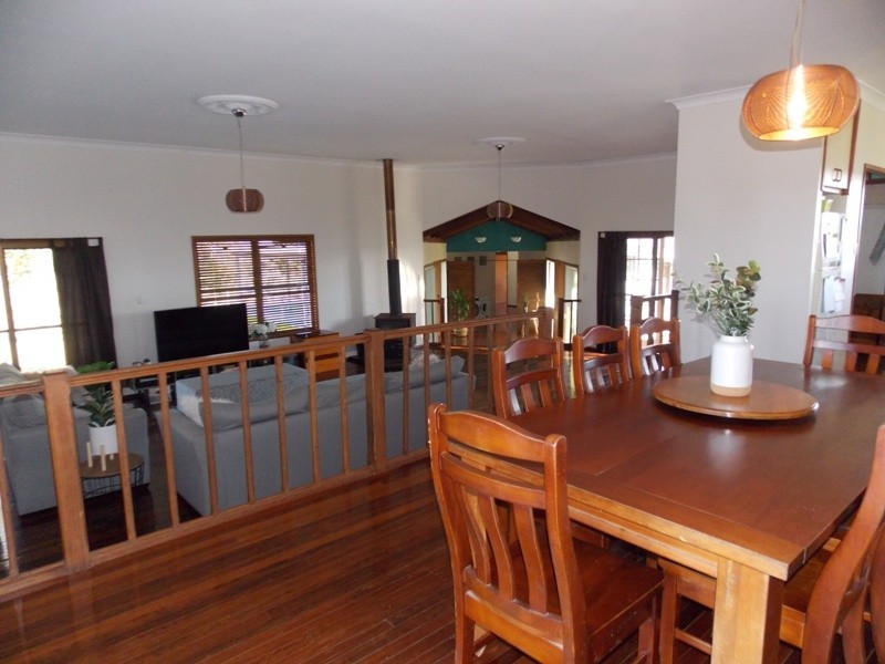 62 Muir Drive, Nanango QLD 4615