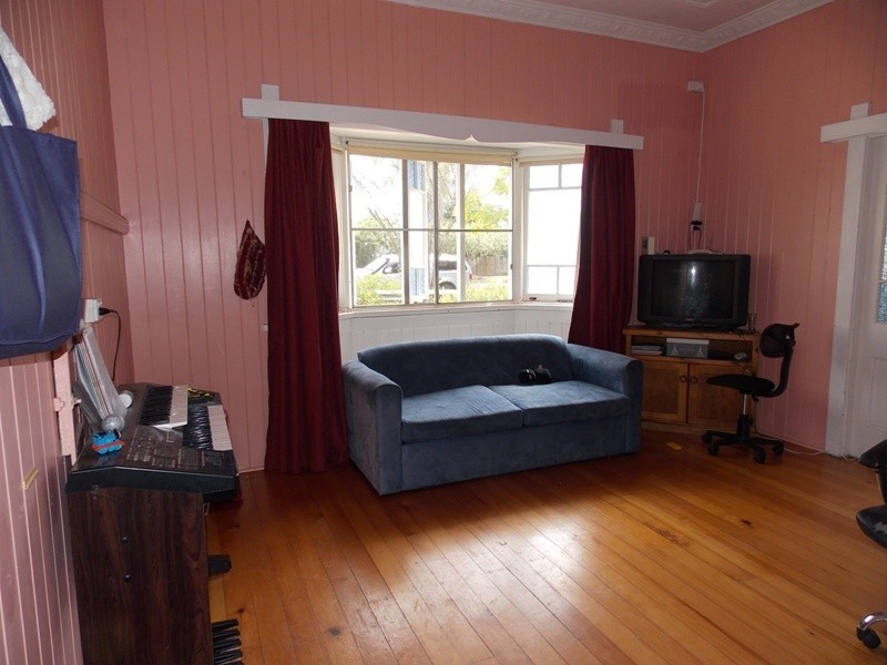 35 Alfred Street, Nanango QLD 4615