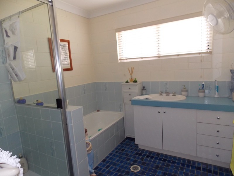 181 Carbeen Crescent, Nanango QLD 4615
