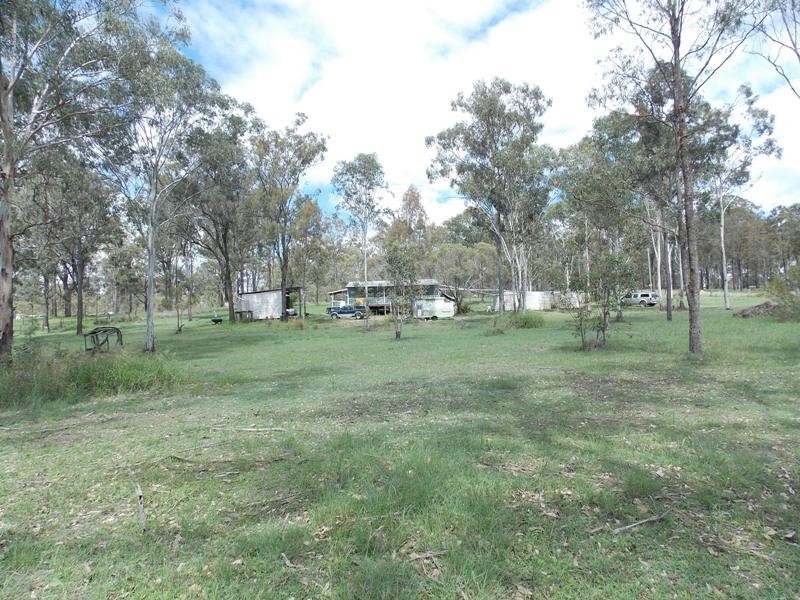 15 Carbeen Crescent, Nanango QLD 4615