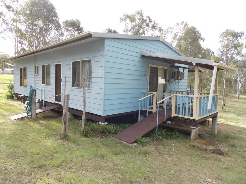 15 Carbeen Crescent, Nanango QLD 4615