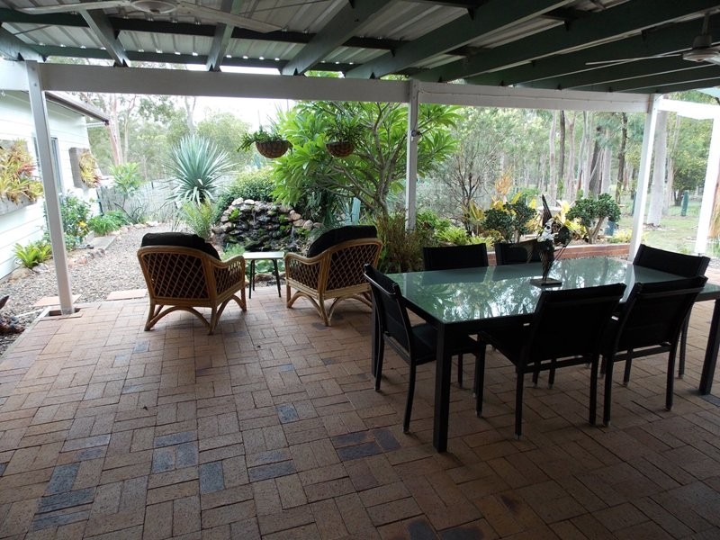 89 Izzard Road, Nanango QLD 4615
