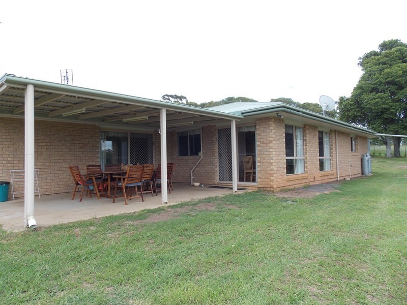 34 Nth Kerton Rd, Nanango QLD 4615