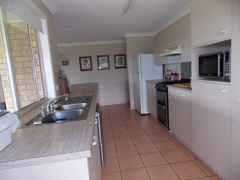 34 Nth Kerton Rd, Nanango QLD 4615