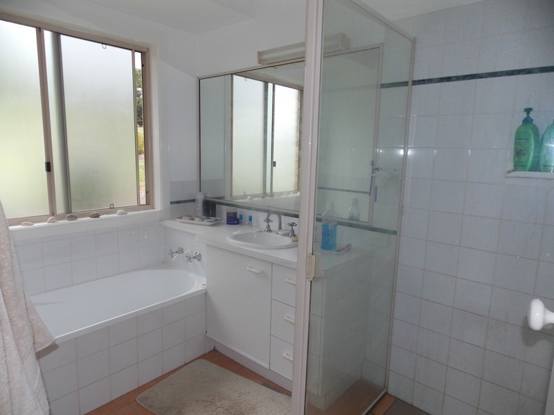 34 Nth Kerton Rd, Nanango QLD 4615