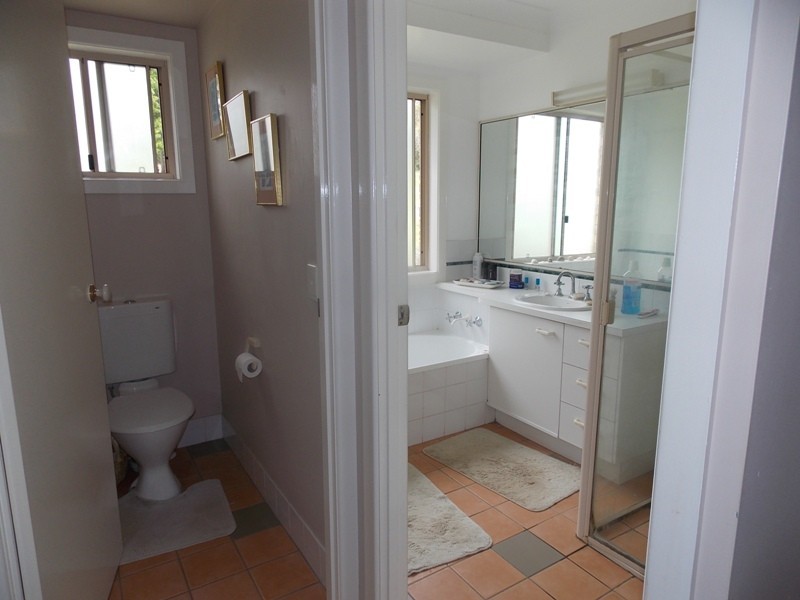 34 Nth Kerton Rd, Nanango QLD 4615