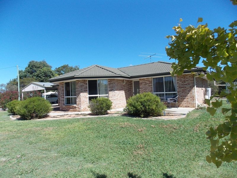 56 Andrews Road, Nanango QLD 4615