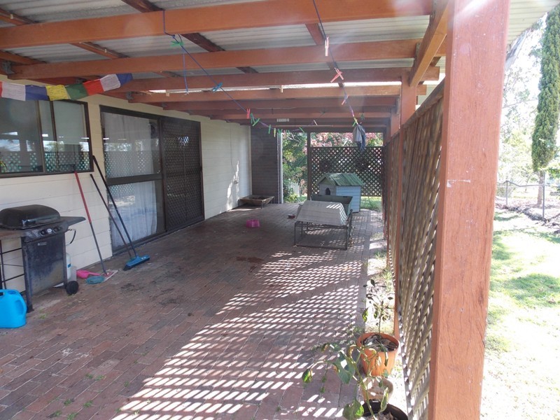 11 HUNTER STREET, Nanango QLD 4615