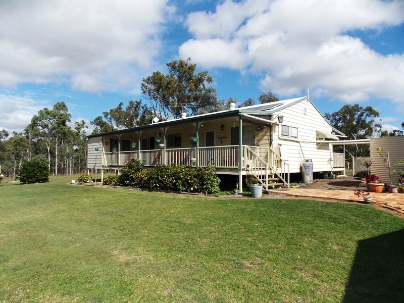 248 Carbeen Crescent, Nanango QLD 4615