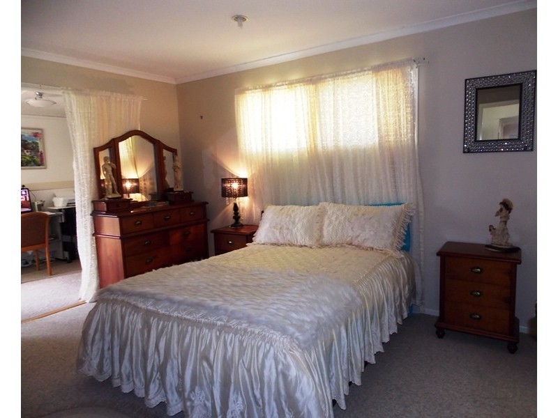 248 Carbeen Crescent, Nanango QLD 4615