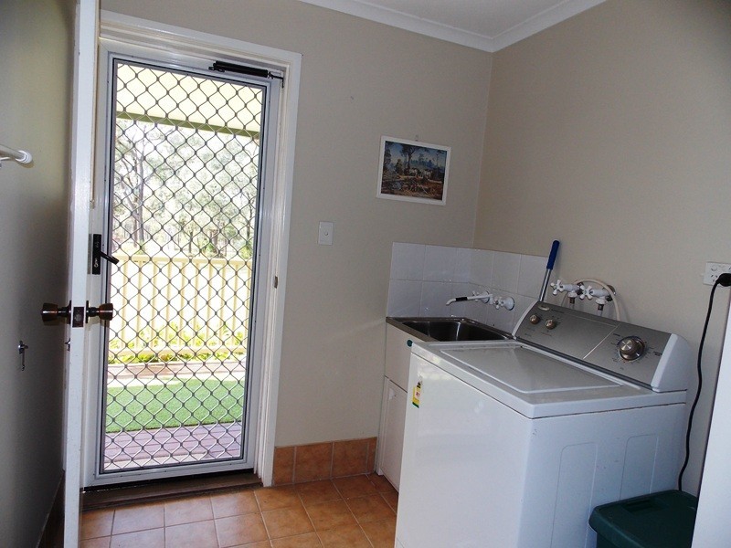 248 Carbeen Crescent, Nanango QLD 4615