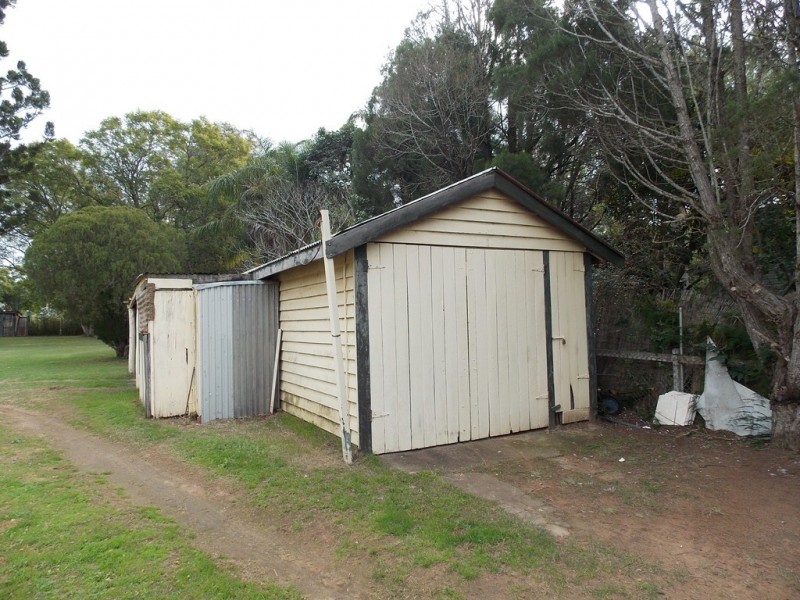 59 Gipps Street, Nanango QLD 4615