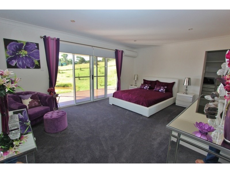 4 South Kerton Road, Nanango QLD 4615