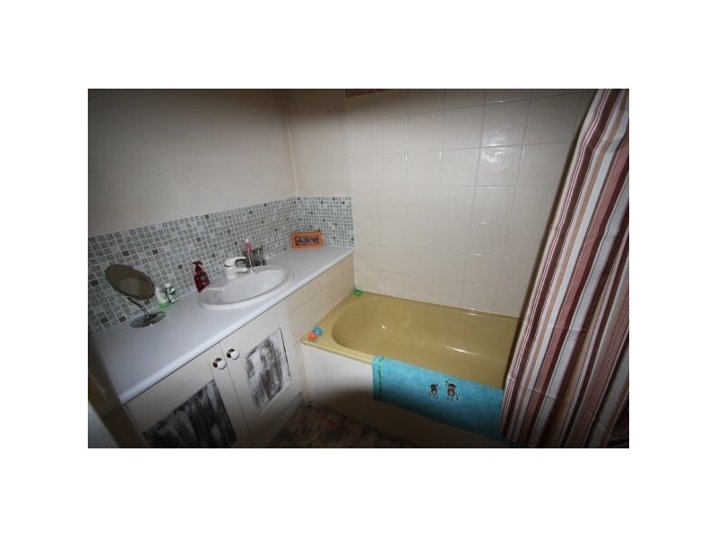 122 Greenhills Drive, Blackbutt QLD 4306