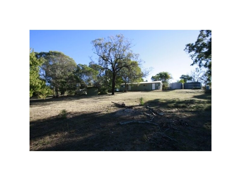 122 Greenhills Drive, Blackbutt QLD 4306
