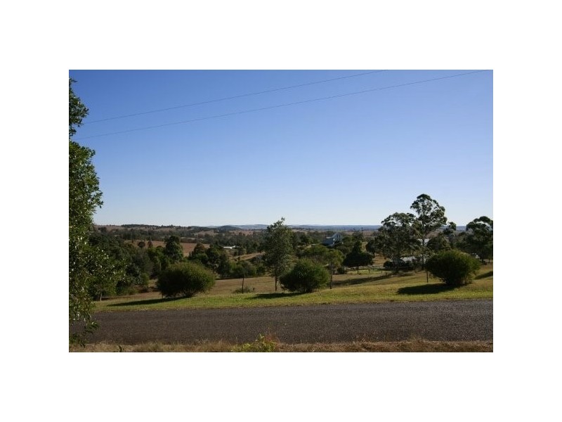 122 Greenhills Drive, Blackbutt QLD 4306