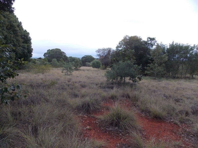 42 Hohnkes Road, Nanango QLD 4615