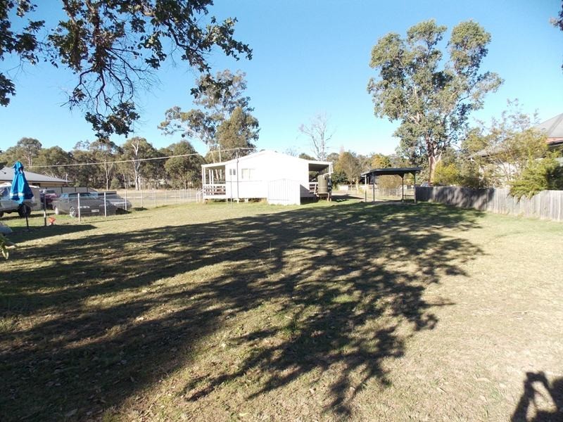 15 Wickham Street, Nanango QLD 4615