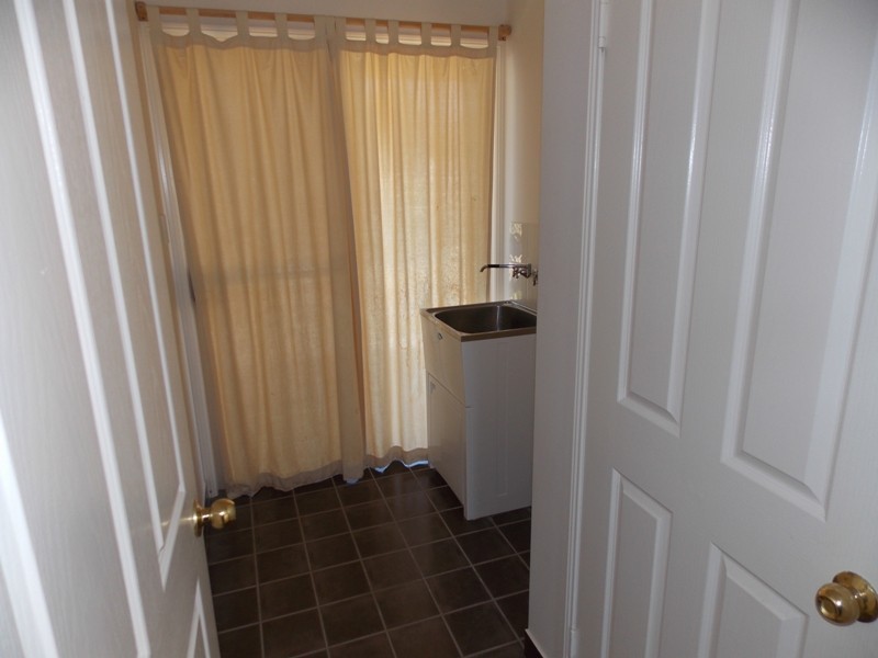 3 DeakinCrescent, Nanango QLD 4615